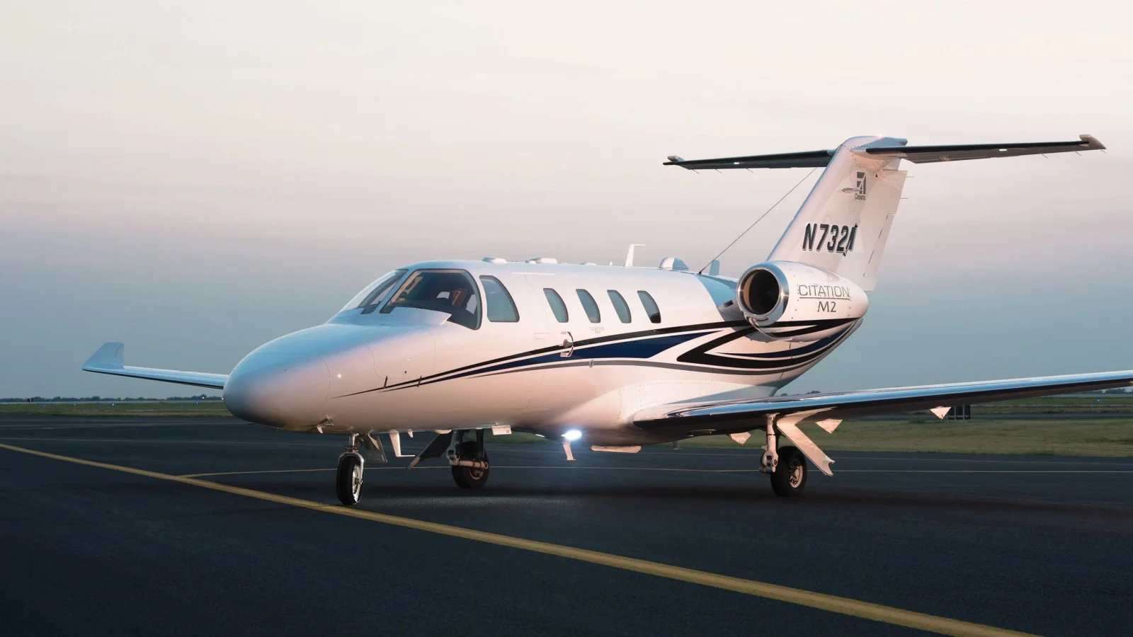 Cessna Citation M2 – Jet privé léger (5 sièges) idéal pour relier Abidjan à Dakar ou Lagos. Vitesse 700 km/h.